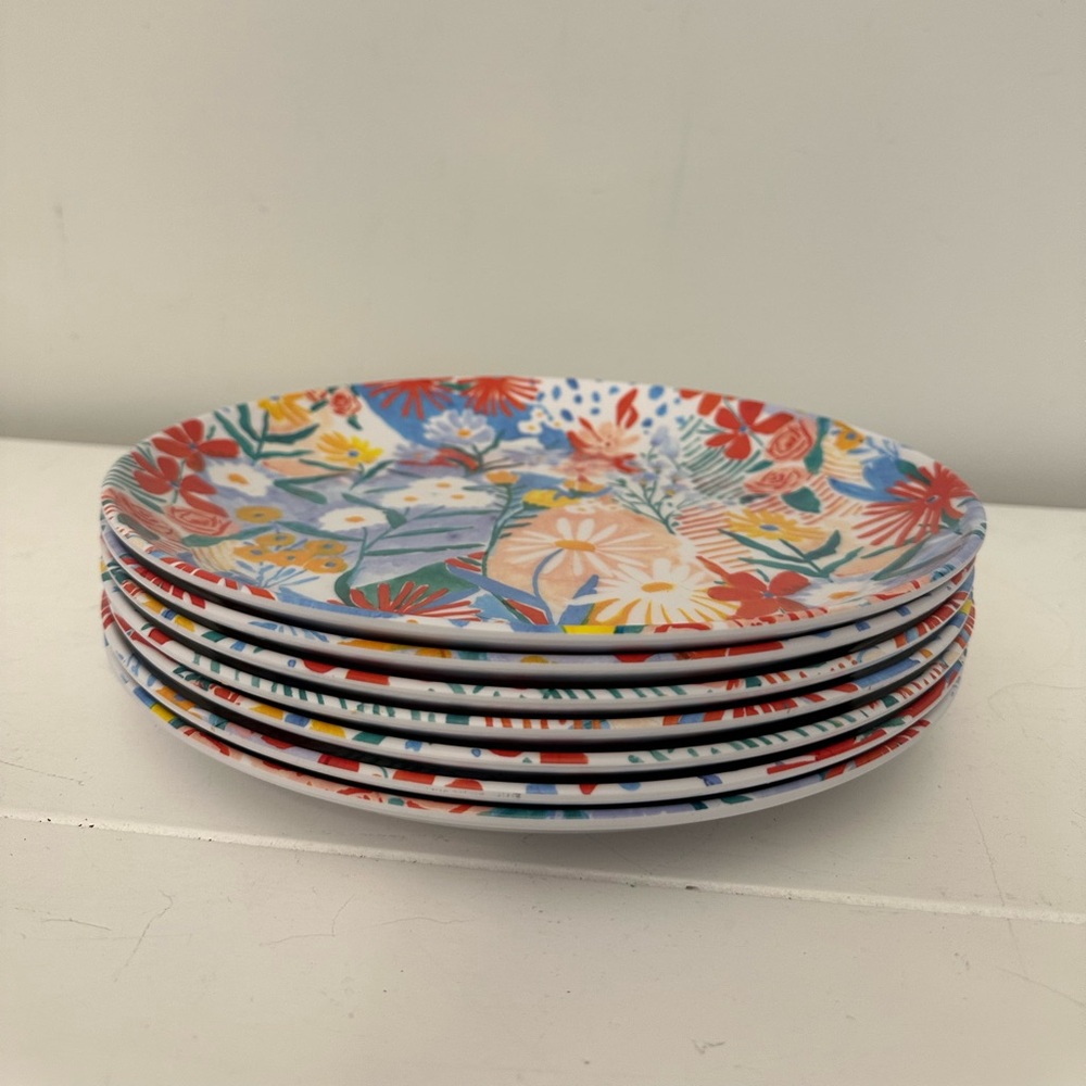 Novogratz Floral  Melamine Dinner Plates